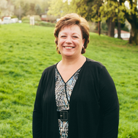Elena Popescu - București